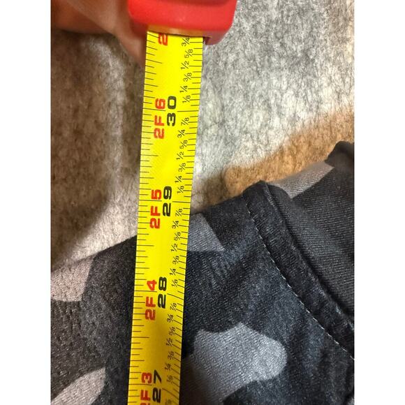 Virginia Tech x OHT Military Appreciation Camo 1/4 Zip Black Pullover - Medium - Picture 8 of 8